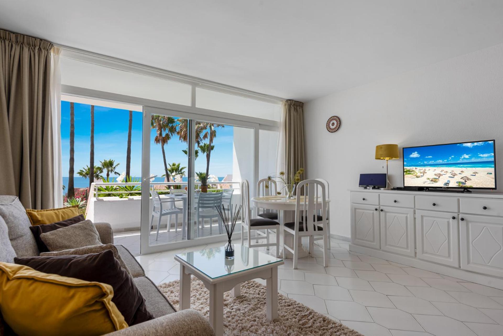 Miraflores Apartments By The Beach Costa Del Sol Sitio de Calahonda Exterior photo